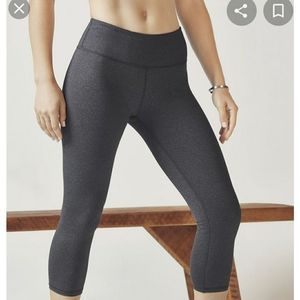 Fabletics Slate Gray Mid-rise Powerhold Capri